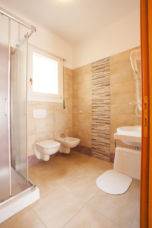 Albergo Paris Соттомарина Экстерьер фото